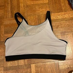Lululemon bra